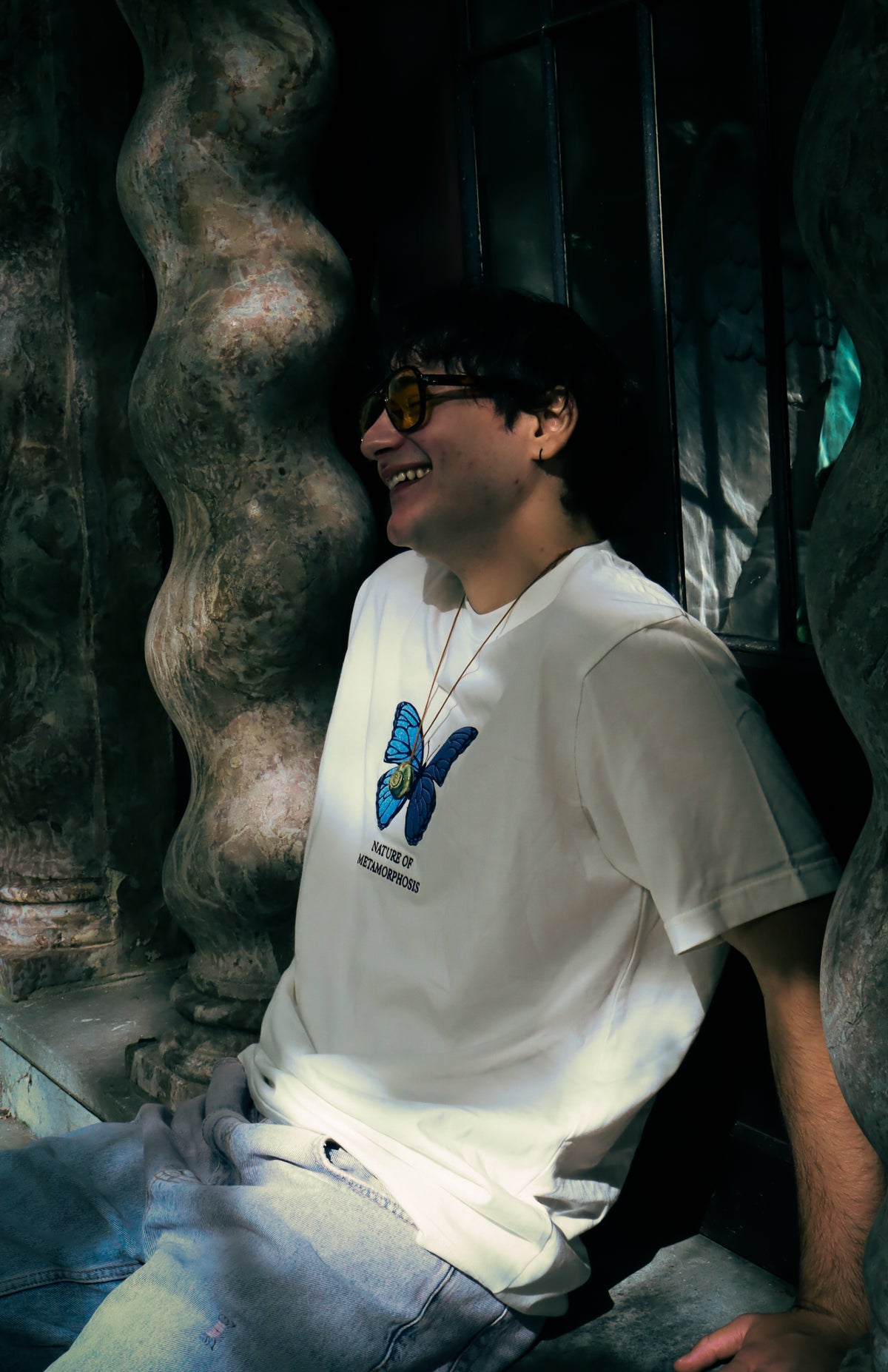WHITE BUTTERFLY TEE