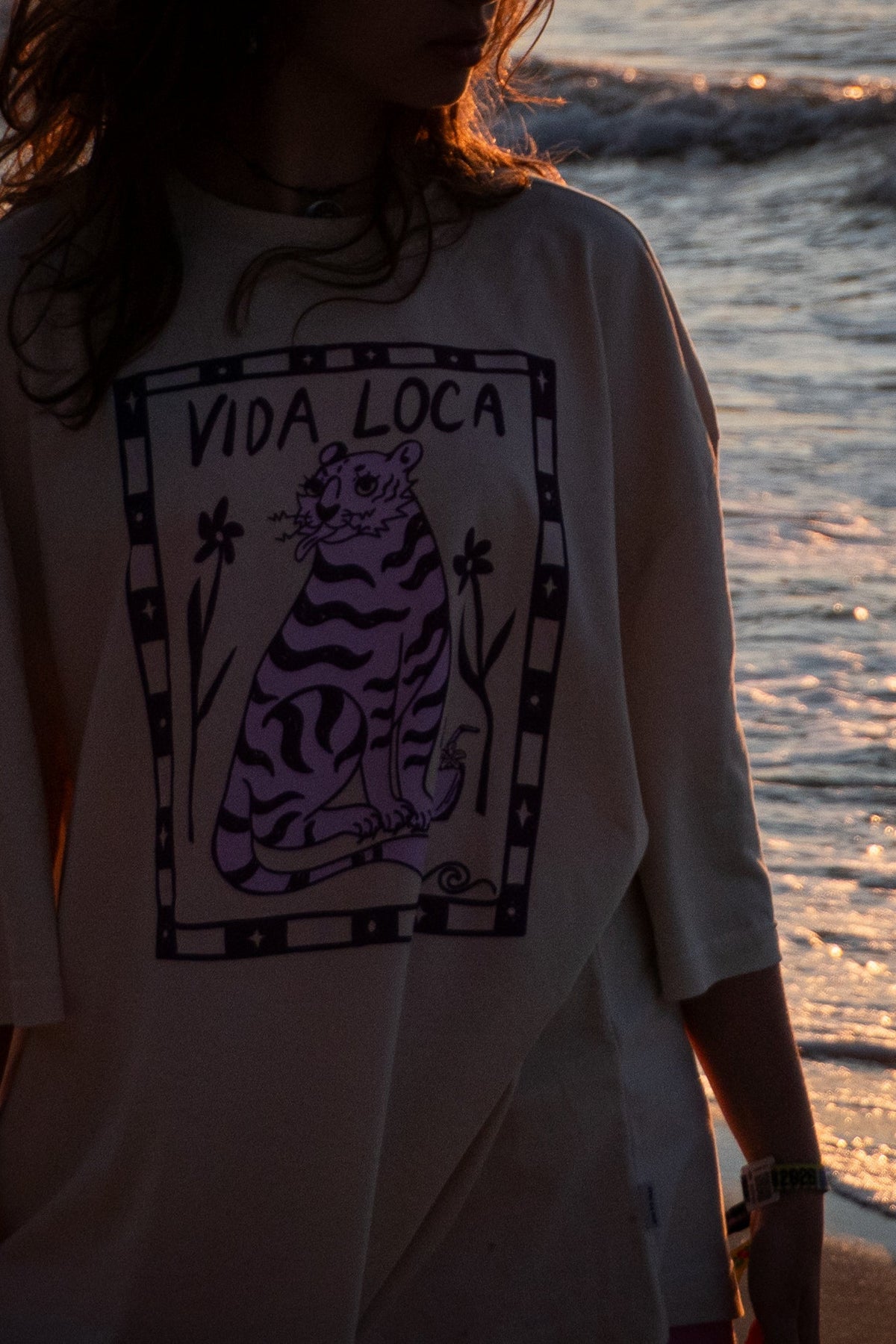 VIDA LOCA ECRU TEE